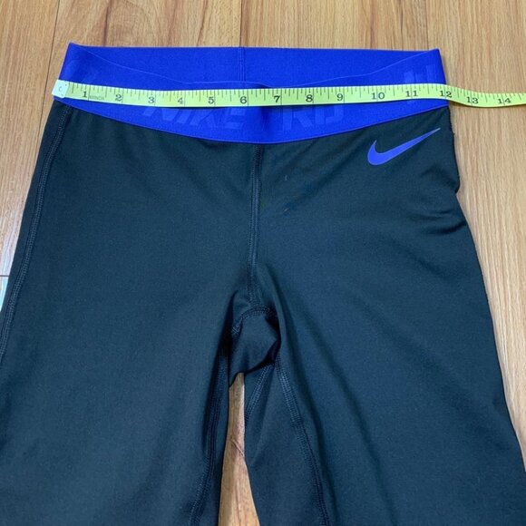 Nike Pro Black & Blue Hypercool Flash Capri Leggings - Picture 10 of 13